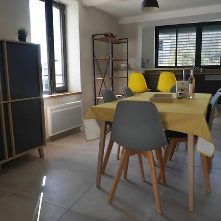 Le Goustesoule Holiday home