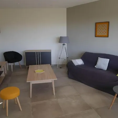Le Goustesoule Holiday home *